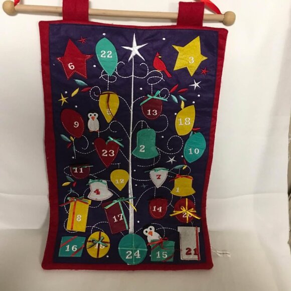 Purdys Chocolate Felt Advent Calendar Count Down Wallhanging - Picture 2 of 4